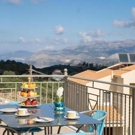 Belle Helens Villa, Lakithra *