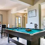 וילה Belle Helens Villa, Lakithra *